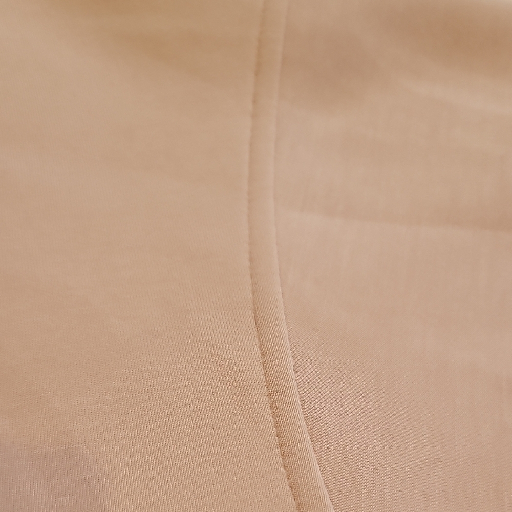 Boutique Brand Women's Soft Beige Jersey Top - Picture 4 of 4